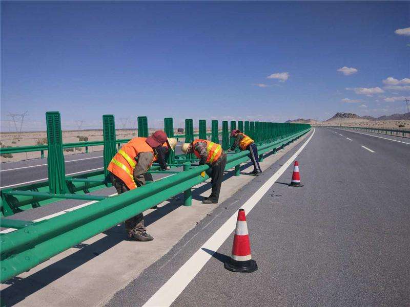 西盟高速公路护栏
